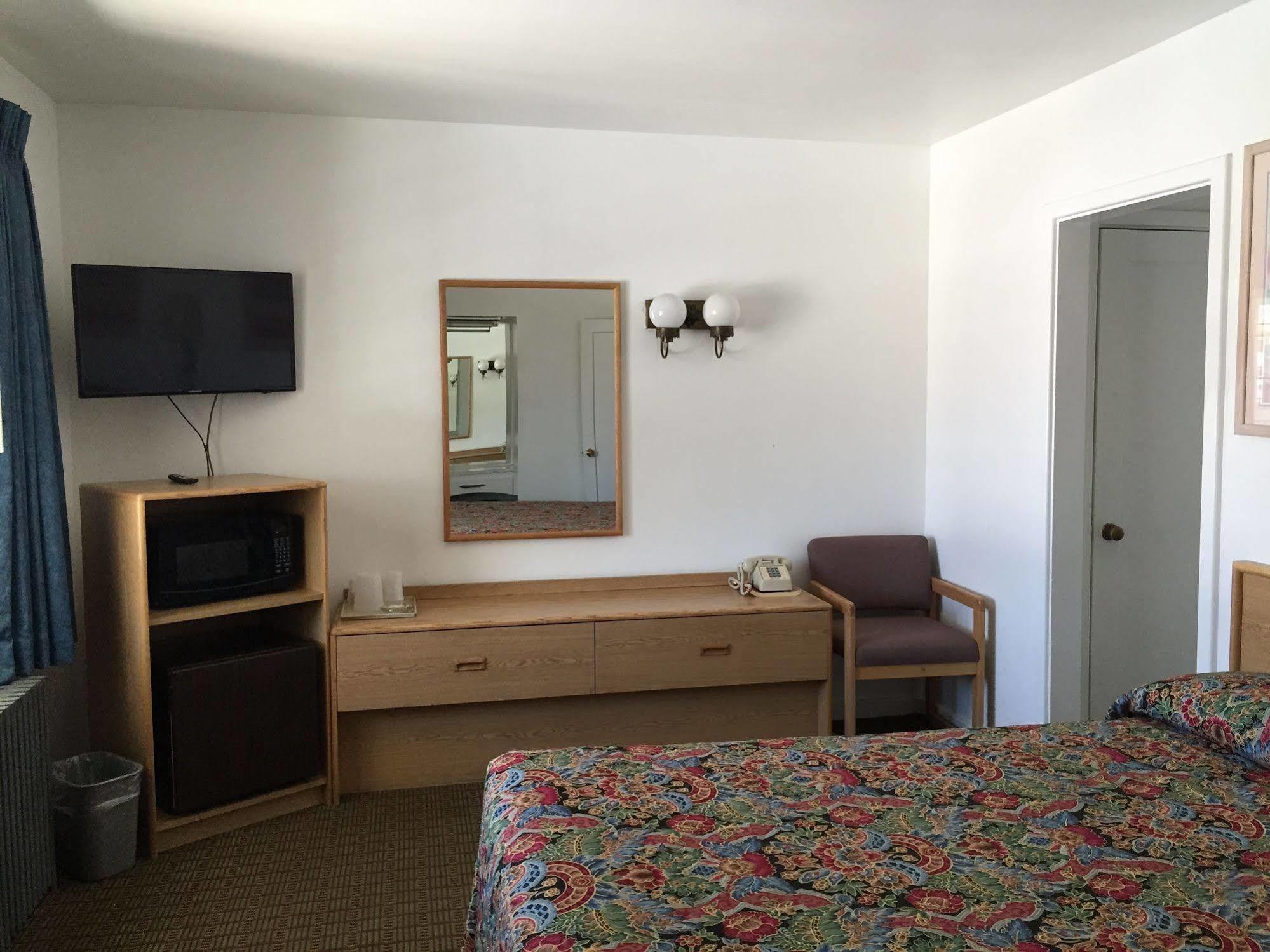 Centre Motel Elko Exteriör bild